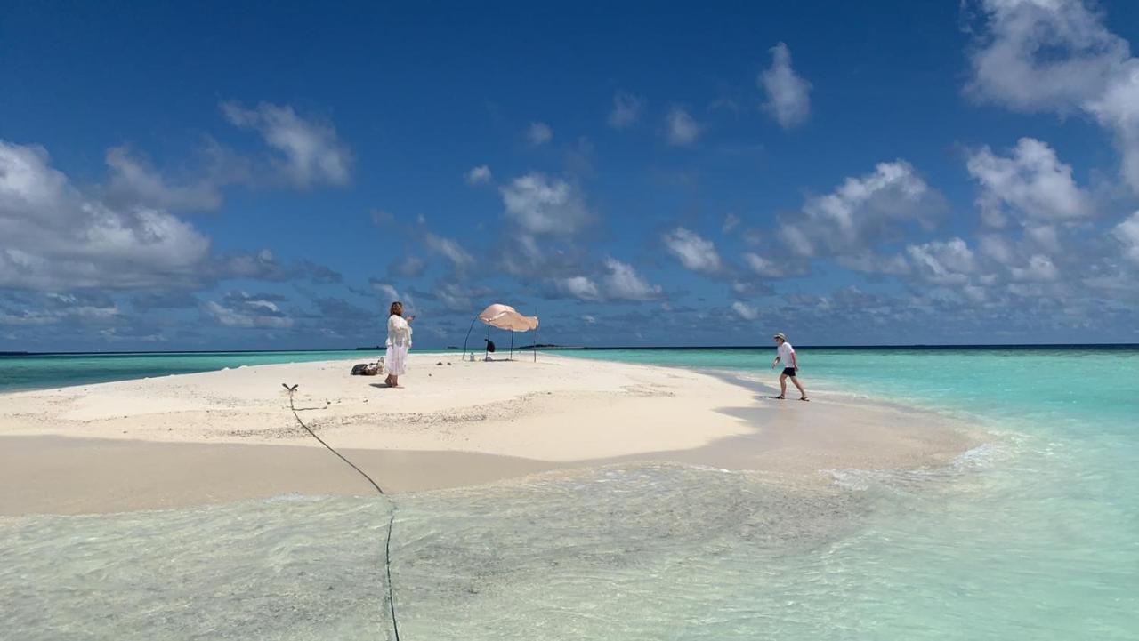 White Tern Maldives Ξενοδοχείο Maamigili Εξωτερικό φωτογραφία