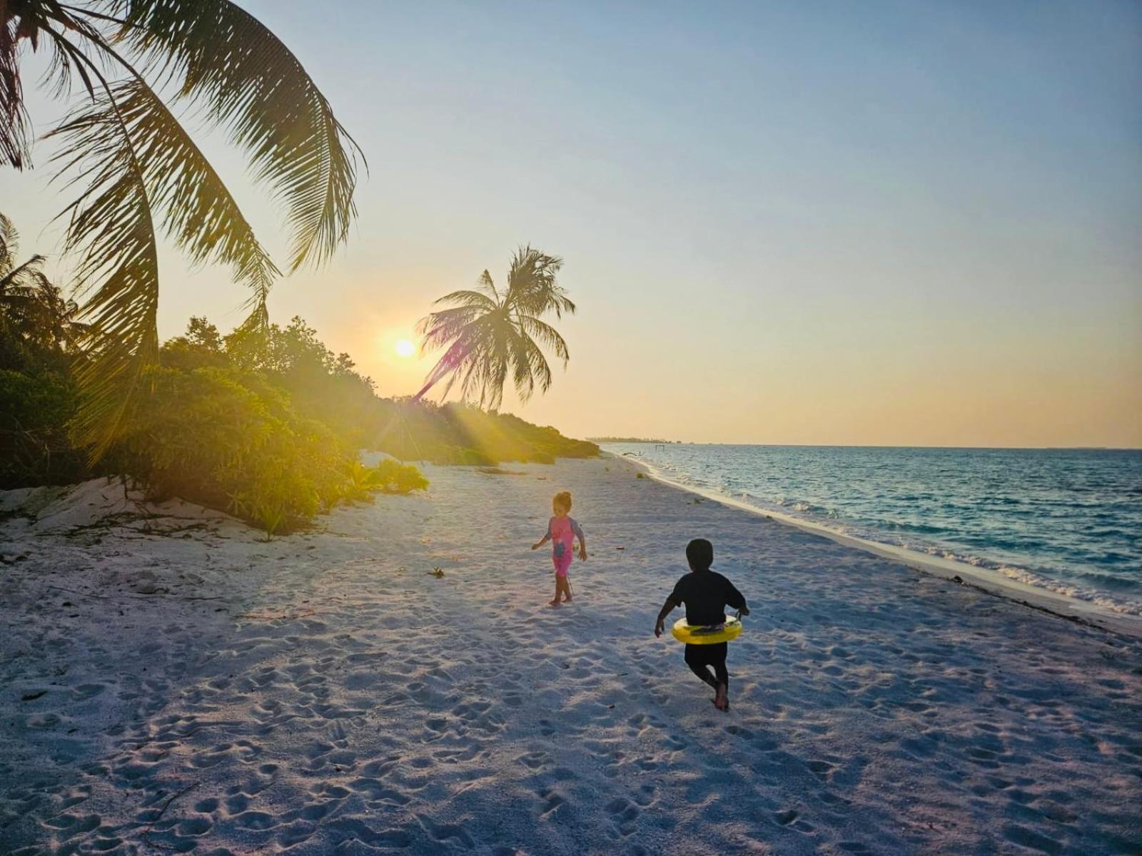 White Tern Maldives Ξενοδοχείο Maamigili Εξωτερικό φωτογραφία